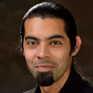 headshot of Angel Martinez